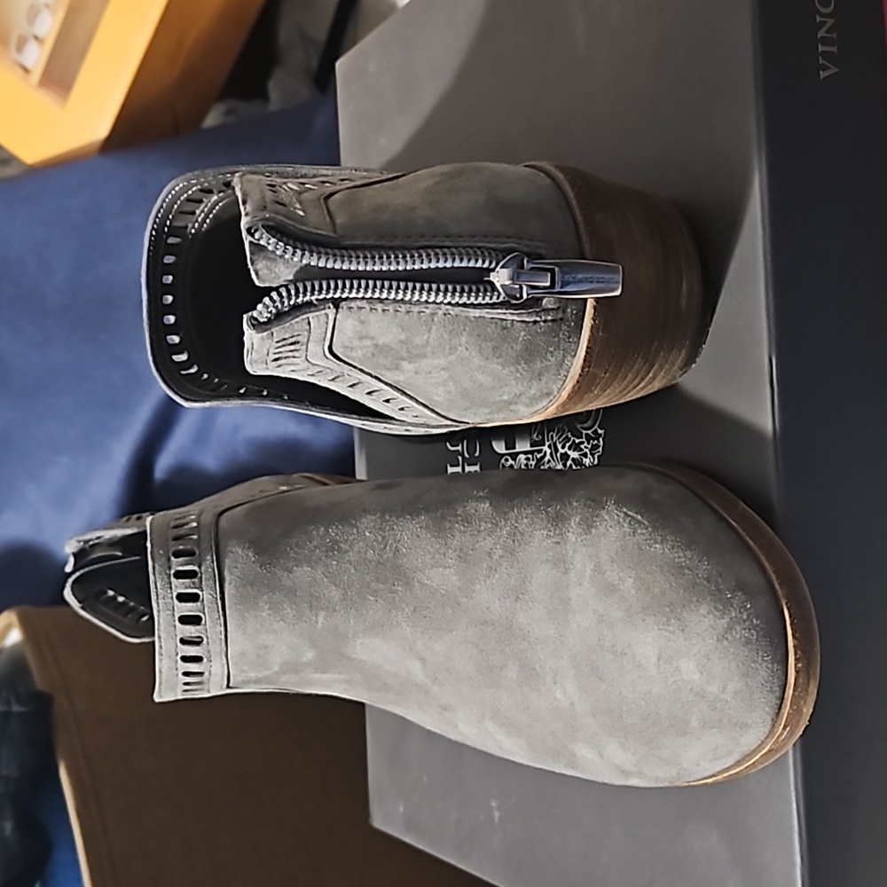 Booties! - Picture 2 of 5